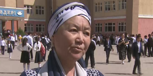 Жаңа оқу жылы Алматы облысының Кемертоған орта мектебінде қарбаласпен басталды