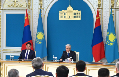 Қазақстан мен Моңғолия президенттері БАҚ өкілдеріне арналған брифинг өткізді