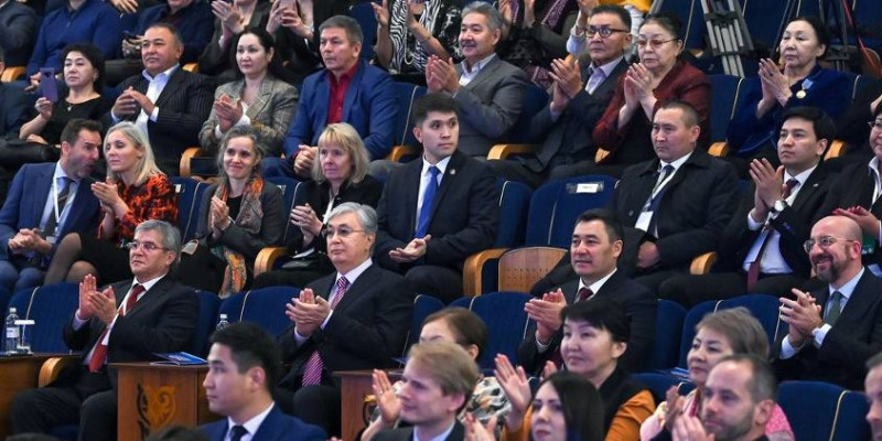 Президент принял участие в церемонии открытия Дней культуры Кыргызской Республики в Казахстане