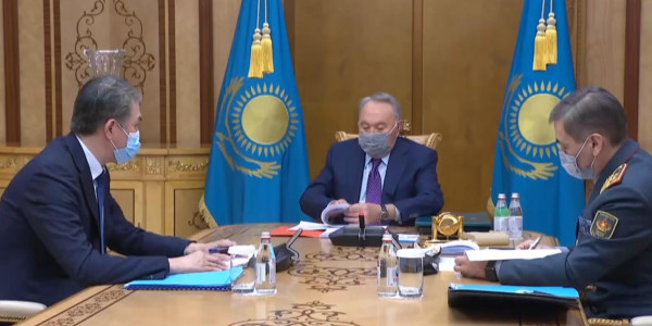 Қауіпсіздік кеңесінің төрағасы Н. Назарбаев Ә. Исекешев пен Н. Ермекбаевты қабылдады
