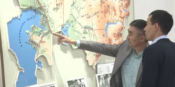 В Астане открыли выставку в честь Дню Республики