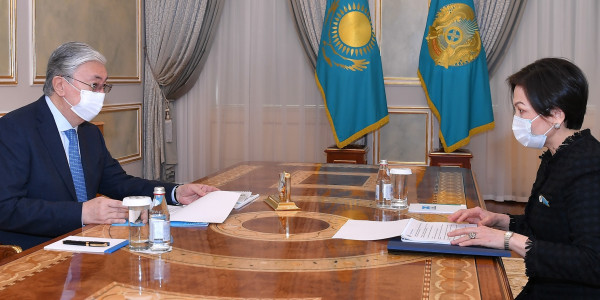 Л. Рамазанова Президентке Ұлттық комиссияның атқарған жұмыстары туралы есеп берді