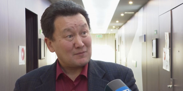 Демократиялық қоғамды бір мезетте құру мүмкін емес &mdash; сарапшылар