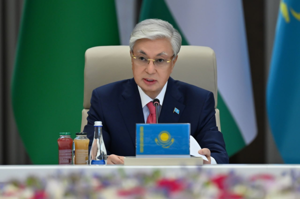 Президент принял участие в неформальной встрече глав государств ЦА и Азербайджана