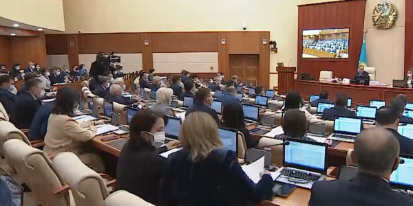 Норма об электронном формате отчетности для бизнеса возмутила депутатов