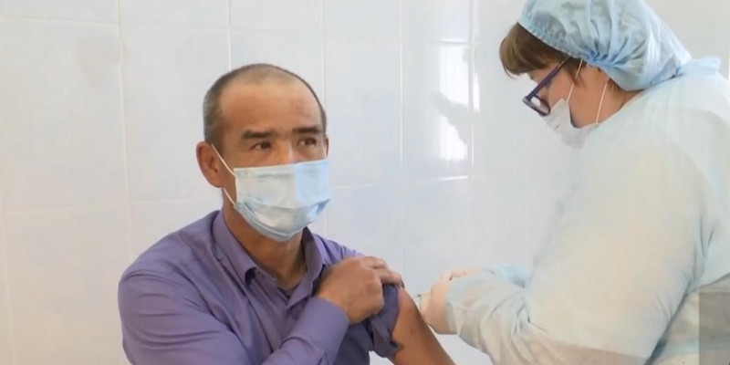 Больше 10 тысяч человек получили второй компонент вакцины от COVID-19 в Костанайской области