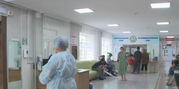 Прививка от коронавируса: противопоказания и фальшивые медотводы