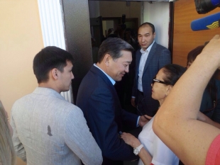 В Караганде начались предварительные слушания по делу Ахметова