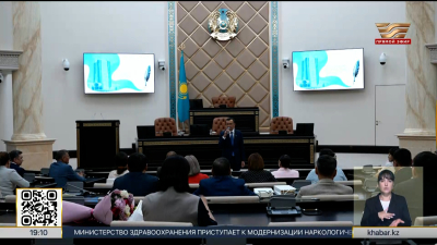 Лауреатов конкурса «Парасат» среди журналистов наградили в Сенате