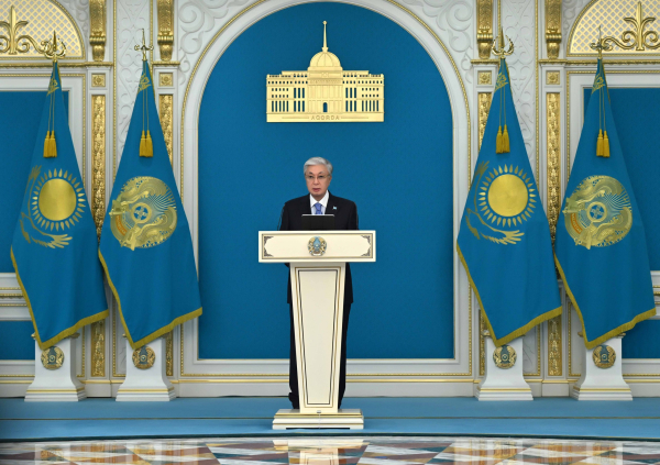 Қасым-Жомарт Тоқаев құтқарушыларға мемлекеттік марапаттар тапсырды