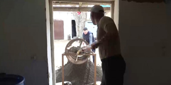 Батысқазақстандық отбасы жауынқұрттың көмегімен тыңайтқыш өндіре бастады