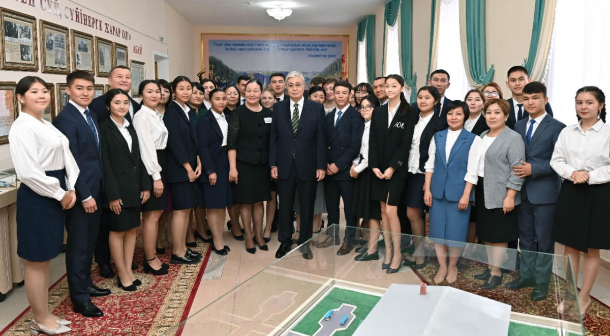 Президент посетил Педагогический колледж имени М. Ауэзова