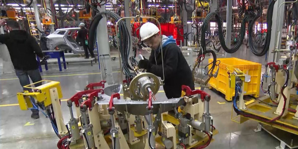 Износ оборудования в машиностроении составляет 40%