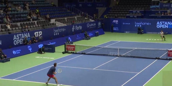 В столице стартовал турнир по большому теннису Astana Open