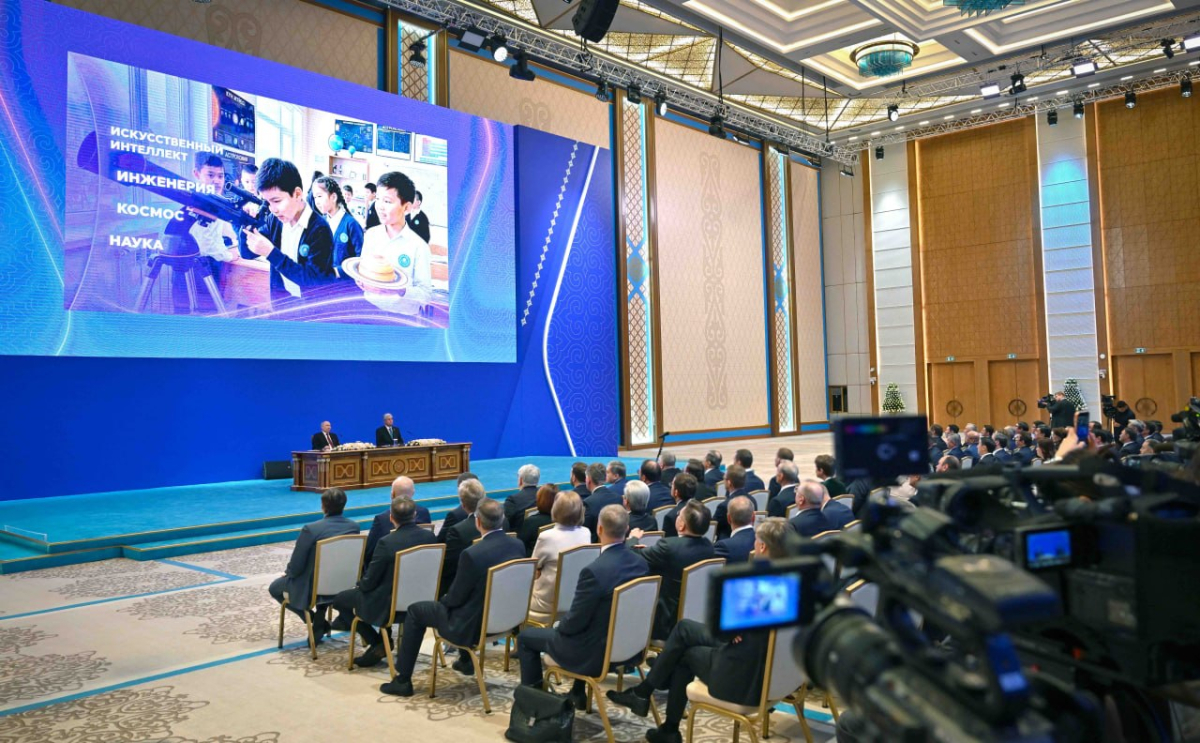 Президенты Казахстана и России дали старт строительству школы «Сириус» в Астане