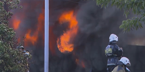 Алматыда химиялық бояулар қоймасы өртенді