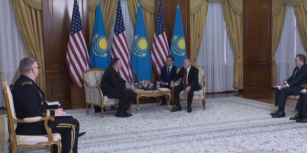 Нурсултан Назарбаев встретился с Майклом Помпео