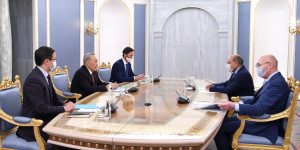 Н. Назарбаев обсудил с С. Чакрабарти вопросы развития экономики