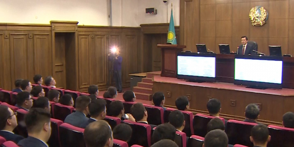 Члены молодежного резерва при Президенте страны приступили к работе