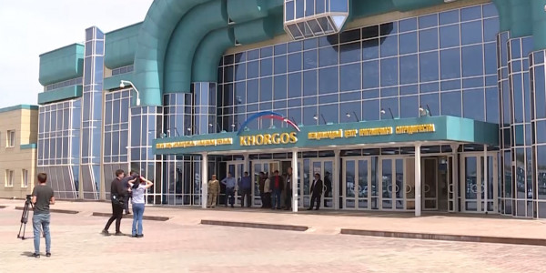 Казахстан и Китай вводят взаимный безвизовый режим. Что думают предприниматели?