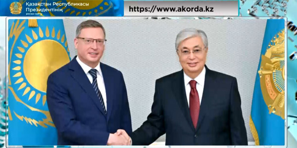 Қасым-Жомарт Тоқаев Омбы облысының губернаторы Александр Бурковты қабылдады