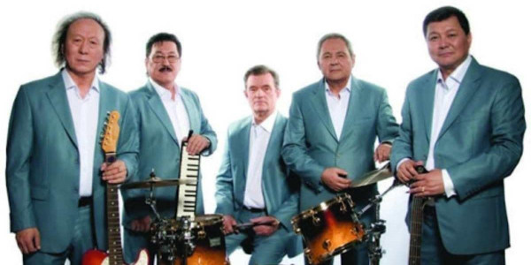 Алматыда әйгілі &laquo;Дос-Мұқасан&raquo; ансамблі туралы көркем фильм түсіріліп жатыр