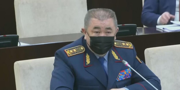 Пенсионный возраст планируют повысить казахстанским полицейским