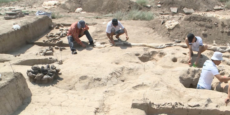 В Карагандинской области ведутся раскопки древнего металлургического комбината