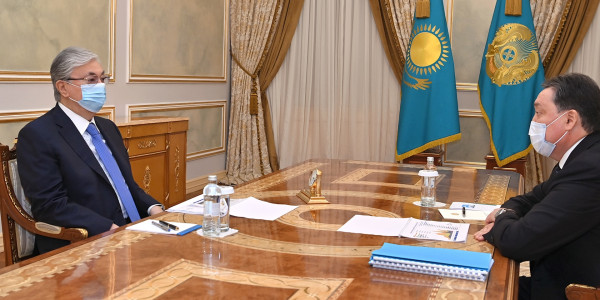 Асқар Мамин Президентке эпидемиологиялық жағдайдың тұрақталғаны туралы баяндады