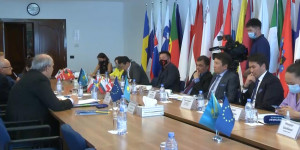 Е. Бекхожин встретился со Спецпредставителем ЕС в Центральной Азии