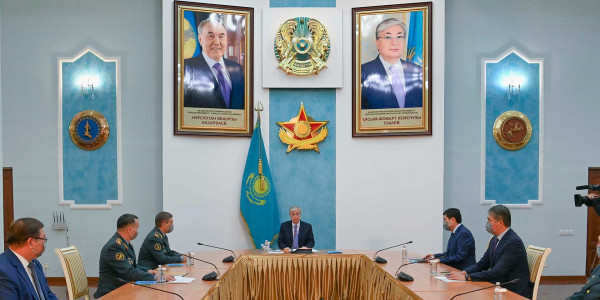 Президент назначил нового министра обороны М. Бектанова