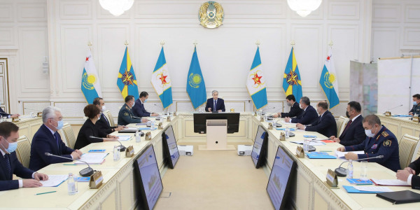 Верховный главнокомандующий ВС РК провел Стратегические командно-штабные военные учения