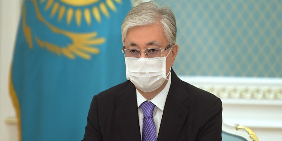 Президент привьется казахстанской вакциной