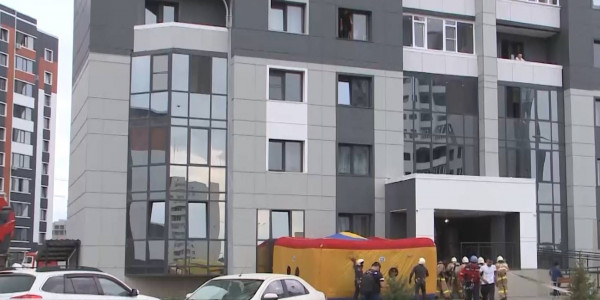 Спасатели провели пожарные учения в Усть-Каменогорске