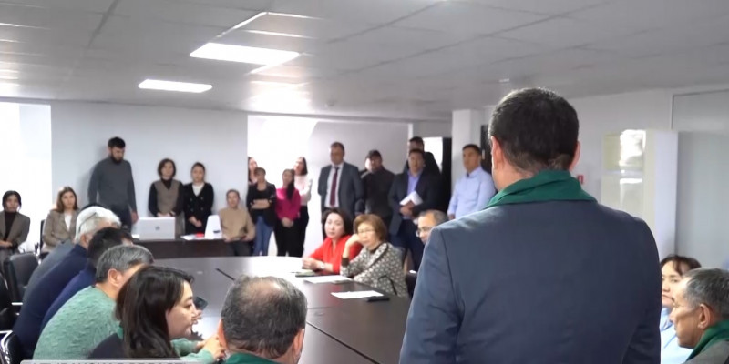 Партия «Байтак» встретилась с избирателями Атырауской области