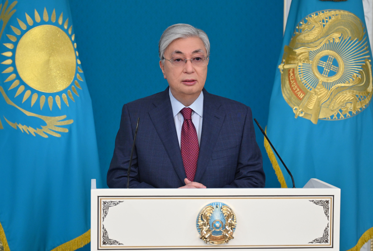 Президент грек-рим күресінен Әлем чемпионы Айдос Сұлтанғалиды құттықтады