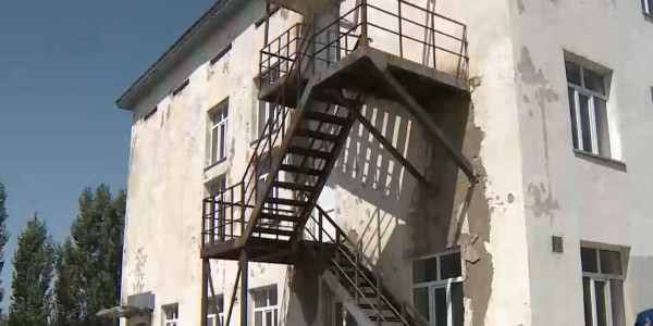 Состоянием школы обеспокоены родители школьников в Туркестанской области