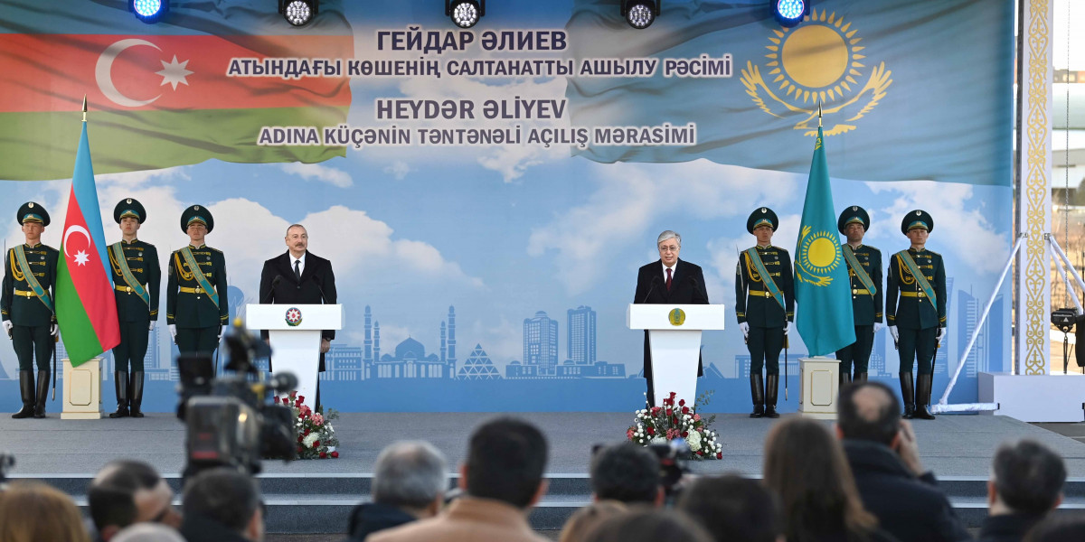 Президенты Казахстана и Азербайджана приняли участие в торжественной церемонии открытия улицы имени Гейдара Алиева