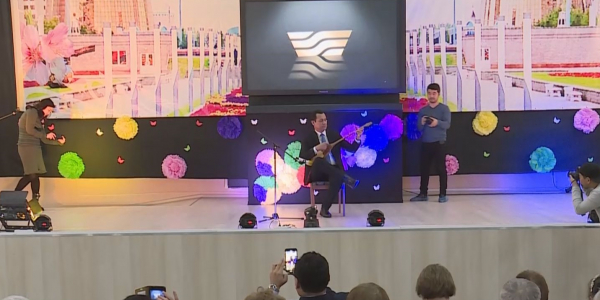 Қарттарға құрмет: &laquo;Хабар&raquo; ұжымы мерекелік концерт өткізді