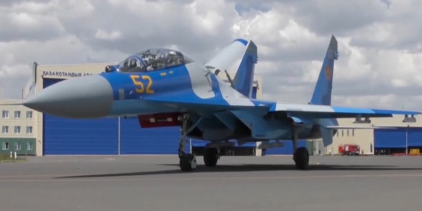 Два самолета Су-27 прошли модернизацию и переданы ВВС Казахстана