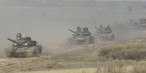 Мемлекет басшысы Қарулы Күштер саласын дамытуды міндеттеді