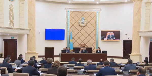 Больше 2 тыс. казахстанцев стали жертвами финансовых пирамид