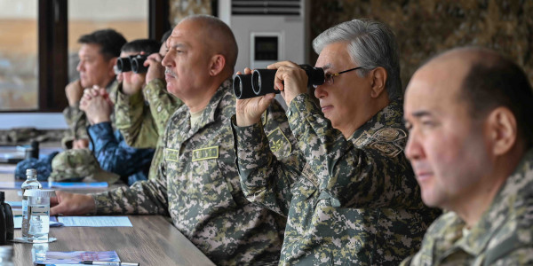 Глава государства посетил стратегические командно-штабные военные учения &laquo;Батыл тойтарыс-2023&raquo;