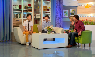 &laquo;Жаңа күн&raquo;. Участники фольклорно-этнографического ансамбля &laquo;Тұран&raquo; Серик Нурмолдаев, Бауыржан Бекмуханбетов