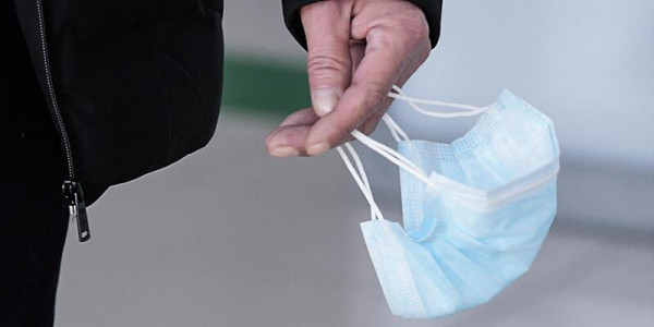 Переболевшим коронавирусом советуют получить вакцину