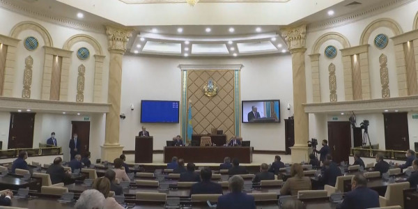 Кадровые перемены в Казахстане. &laquo;Новый курс&raquo;