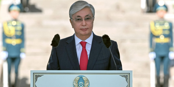 Президент Қасым-Жомарт Тоқаев Ту көтеру рәсіміне қатысты