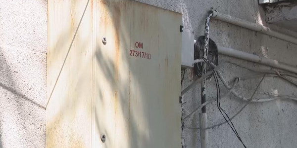 Алматыда төртқабатты үйдің тұрғындары газ баллонын қолданып отыр