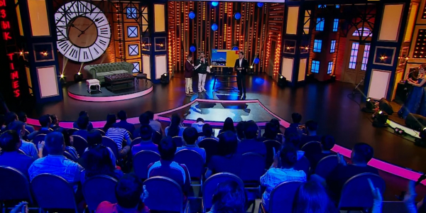 Әнші Мирбек Атабеков несімен мақтана алады?