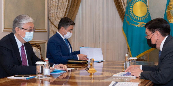 &laquo;ҚазМұнайГаз&raquo; ҰК&raquo; АҚ басқарма төрағасы Алик Айдарбаев Президентке компанияның атқарып жатқан жұмыстары туралы баяндады